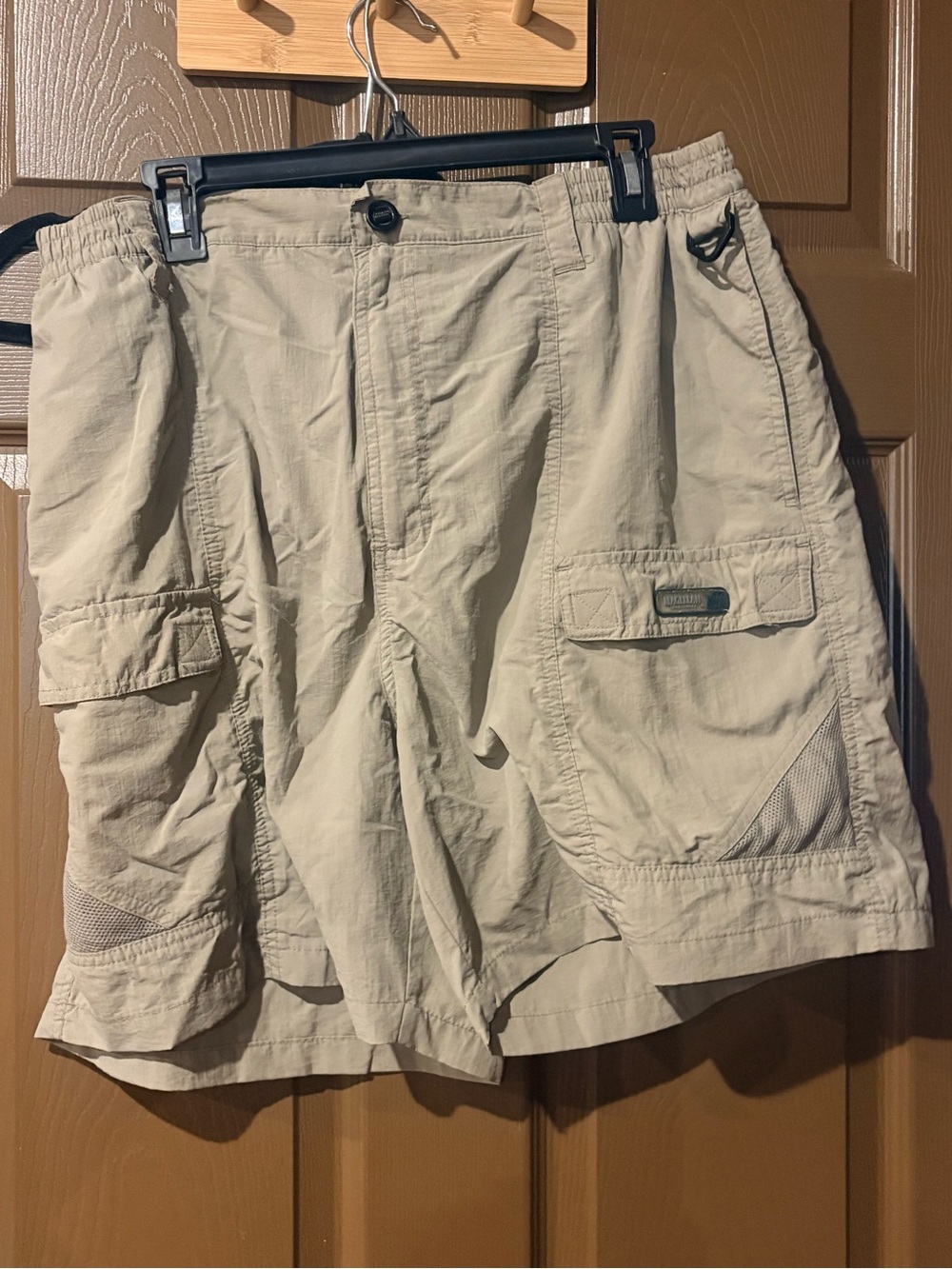 Magellan Outdoors Men's Cargo Shorts - Light Tan